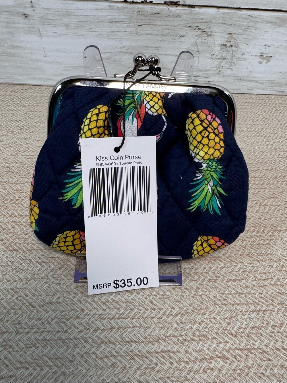 Vera Bradley Quilted Kiss Coin Purse Toucan Party Pineapple Navy NWT